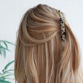 Banana hair clip marble brown